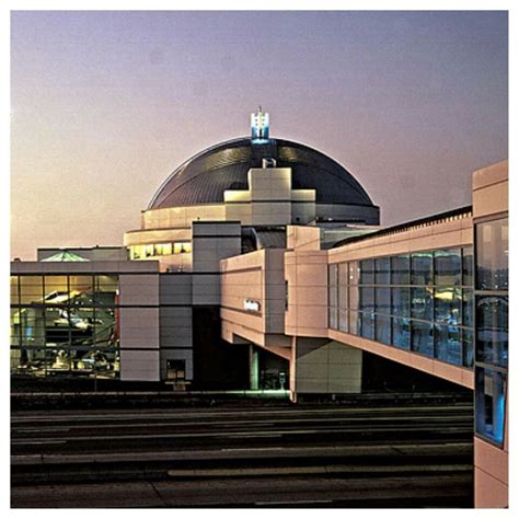 St Louis Science Center | Midwest weekend getaways, St louis science center, Places to go