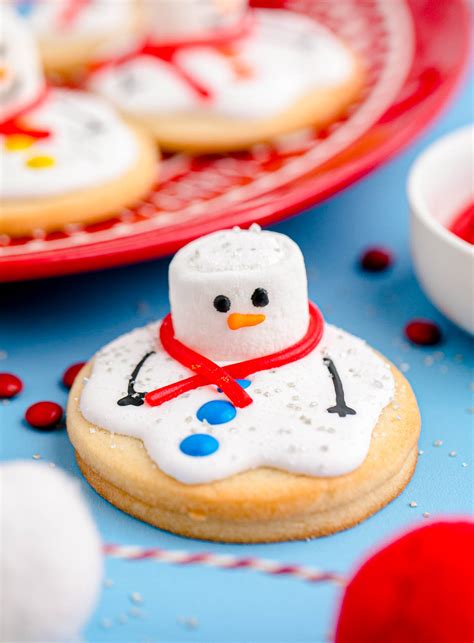 Cute Melted Snowman Cookies - Sugar and Soul