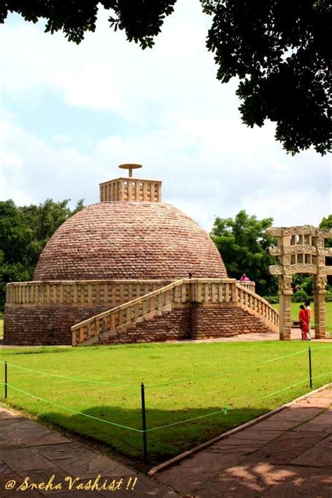 Photo-engraving Sanchi - Tripoto