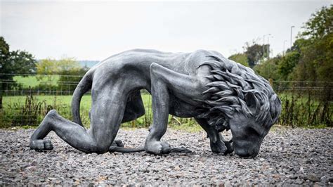 THREE LIONS - A Sculpture for the age of BREXIT - YouTube