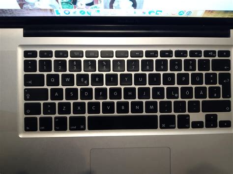 Bought my first used MacBook, what keyboard layout is this? How do I ...