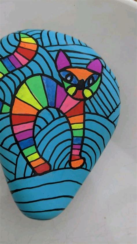 Favorite Cat hand drawn painted rocks arts and crafts ideas cute kitty cats animals and pets ...