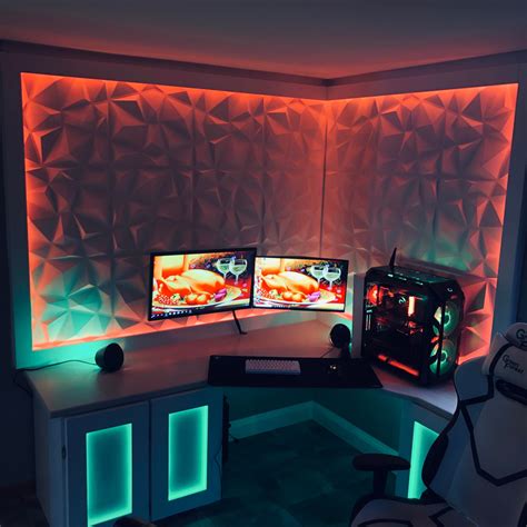 Pin by desig on Cool Rooms & Techie Shit | Computer gaming room, Room ...