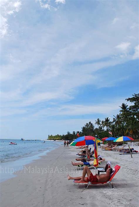 The Best Vacation Spot in Malaysia.: Cenang Beach (Pantai Cenang)