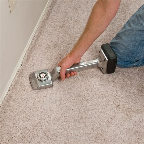 Roberts 412 Deluxe Carpet Stretcher Knee Kicker - Irish Flooring Products Ltd.