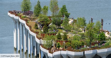 New York : "Little Island", le nouveau parc en lévitation sur l'Hudson ...