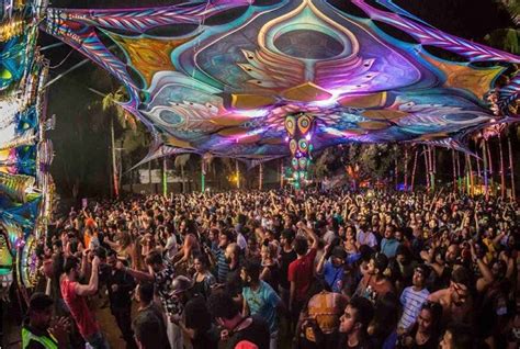 10 Best Beaches in Goa for a Vibrant Nightlife - India Travel Blog