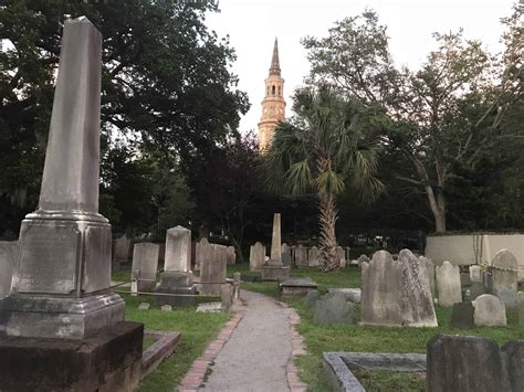 Ghost Tours in Charleston | Which Haunted Tours Are Best?