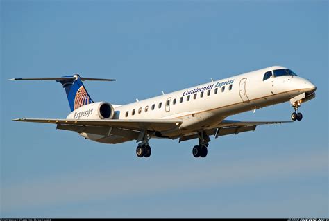 Embraer ERJ-145... (EMB-145...) - Continental Express (ExpressJet ...