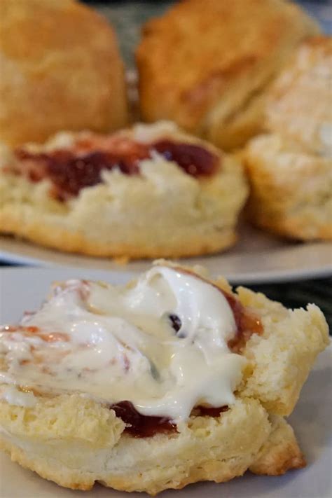 Easy Scones Recipe [Light & Fluffy] - A Food Lover's Kitchen