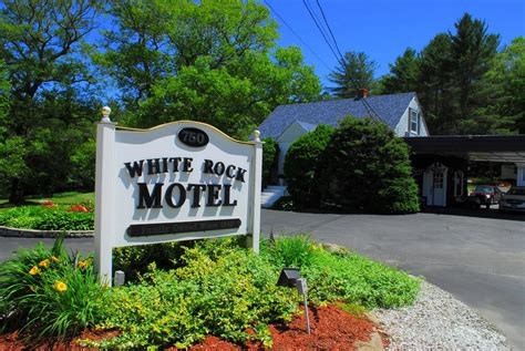 WHITE ROCK MOTEL - Hotel Reviews (Glocester, RI)