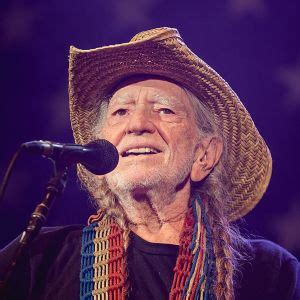 Willie Nelson Guitar Lessons and Guitar Tabs