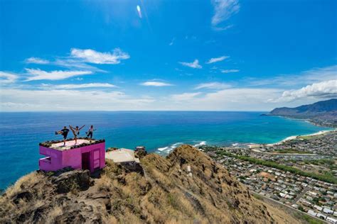 PINK PILLBOX HIKE ON OAHU'S WEST SIDE - Journey Era