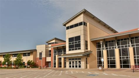 Saginaw High School – DGB Glass, Inc.