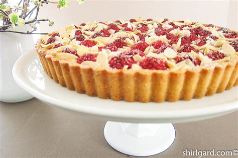 Raspberry Almond Frangipane Tart – ShirlGard