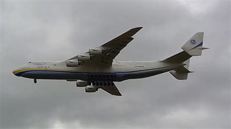 Antonov An-225 Mriya - Landing Viracopos - YouTube