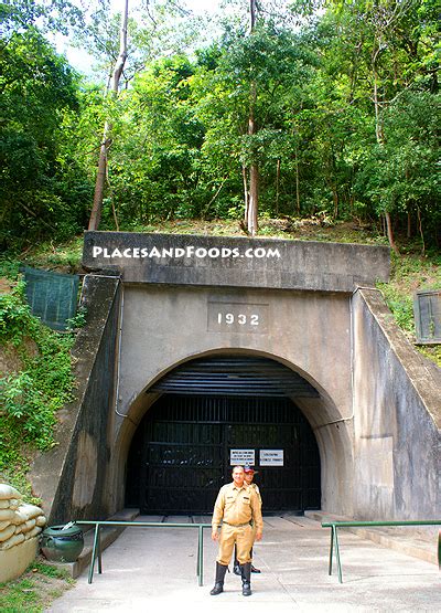 The Malinta Tunnel Visit, Corregidor Island, PHILIPPINES - PlacesAndFoods