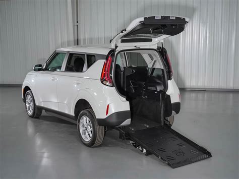 Buying Your First Wheelchair Accessible Vehicle? Start Here! - Freedom ...