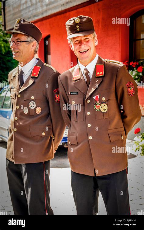 Uniforme de gala austriaco fotografías e imágenes de alta resolución ...