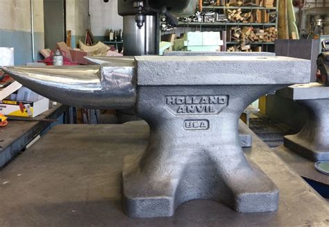 New 190 lb H13 tool steel anvil Made in the USA by Holland Anvil -- Antique Price Guide Details Page