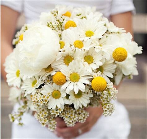 Garden Fresh Flowers in Season in October | October wedding flowers ...