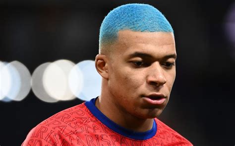 Kylian Mbappé presume look al estilo Goku nivel Dios