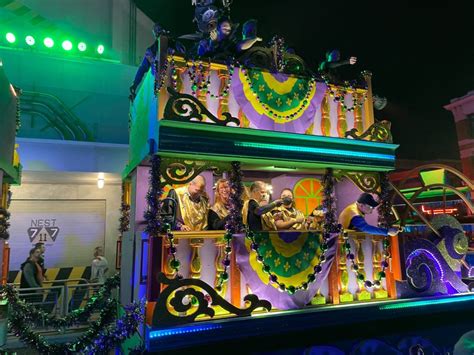 Annual Passholder Float Riding Registration Opens Next Week for Universal's Mardi Gras ...