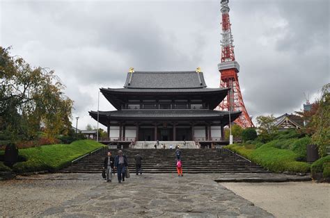 Zojoji Temple in Tokyo, Japan | Eiffel tower, Travel, Tokyo