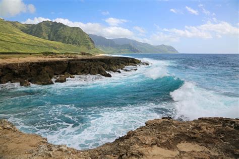 Top 7 Amazing North Shore Oahu Hikes (2023) - Hawaii Travel Spot