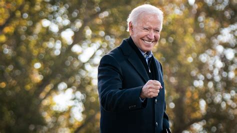 Joe Biden, the Traditionalist Who Ran as Himself - The New York Times