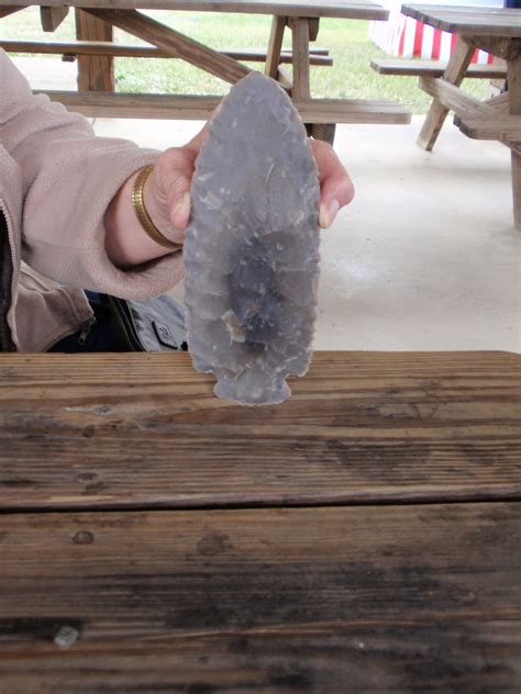 Arrowhead made at Flint Ridge, Ohio in about 1 hour............Amazing ...