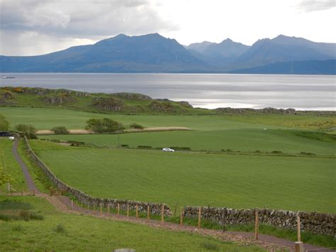 Isle of Bute, Kilchatten Bay & Rothsay | Isle of bute, Scottish holiday cottages, Trip