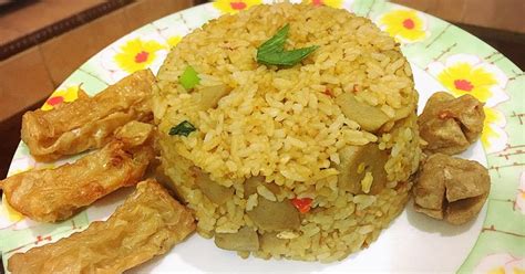 Resep Nasi goreng sosis oleh Otim - Cookpad