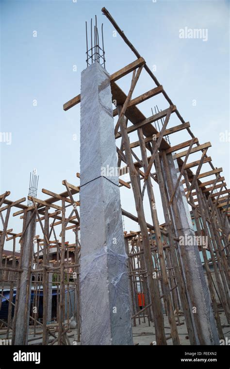 Concrete pillar construction at the construction site Stock Photo - Alamy