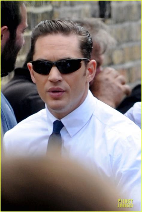 Tom Hardy Is the Handsome 'Legend' in a Suit: Photo 3152827 | Tom Hardy Photos | Just Jared ...