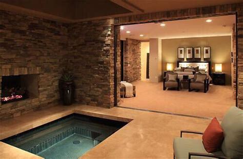 Hot tub in bedroom 😍 | Beautiful bedrooms master, Indoor jacuzzi, Indoor hot tub