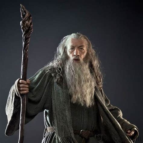 Gandalf Illuminating Staff - Lord Of Rings Hobbit at Reliks.com