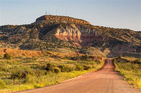 “Tucumcari Mountain” - New Mexico, USA | Country roads, Landscape, New mexico