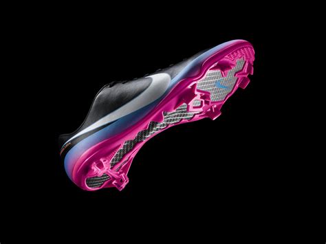 Nike Mercurial Vapor VIII CR engineers explosive speed, striking ...