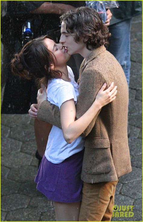 Old Photos of Selena Gomez & Timothee Chalamet Kissing Are Going Viral ...