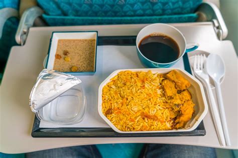 How is food made on airplanes? Airplane food, explained. - Vox