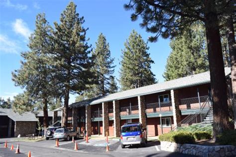 Teil der Anlage - Picture of 3 Peaks Resort & Beach Club, South Lake Tahoe - TripAdvisor