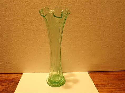 Vintage Green Depression Glass Ribbed Bud Vase 10.5 | Etsy