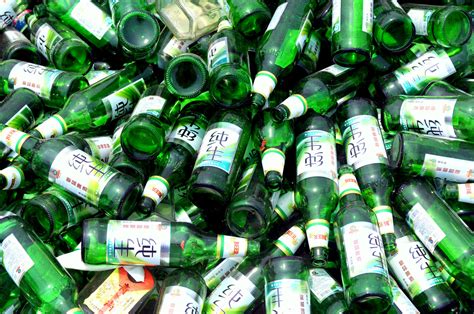 Green Beer Bottles Free Stock Photo - Public Domain Pictures