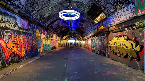 This underpass in London where graffiti is not prosecuted : mildlyinteresting