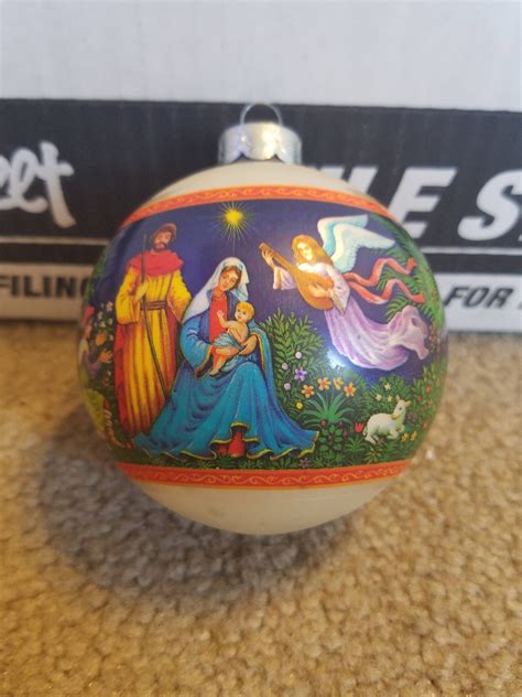 1978 Hallmark Nativity Ornament Glass Ball QX2536-5 | Etsy | Nativity ornaments, Nativity, Ornaments