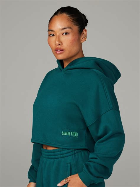 Xssential Fleece Scope Logo Cropped Hoodie in Green | SAVAGE X FENTY