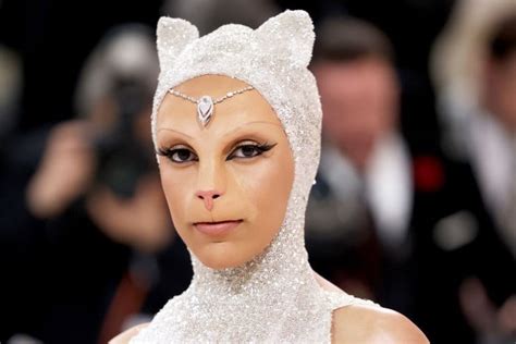 Miaow! Doja came to the Met Gala as Choupette the Cat | Dazed