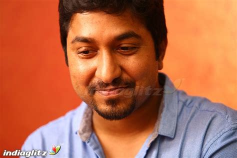 Vineeth Photos - Malayalam Actor photos, images, gallery, stills and ...