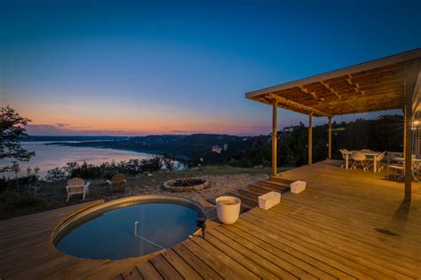 Lake Travis | 4BR Villa w/ breathtaking sunset view